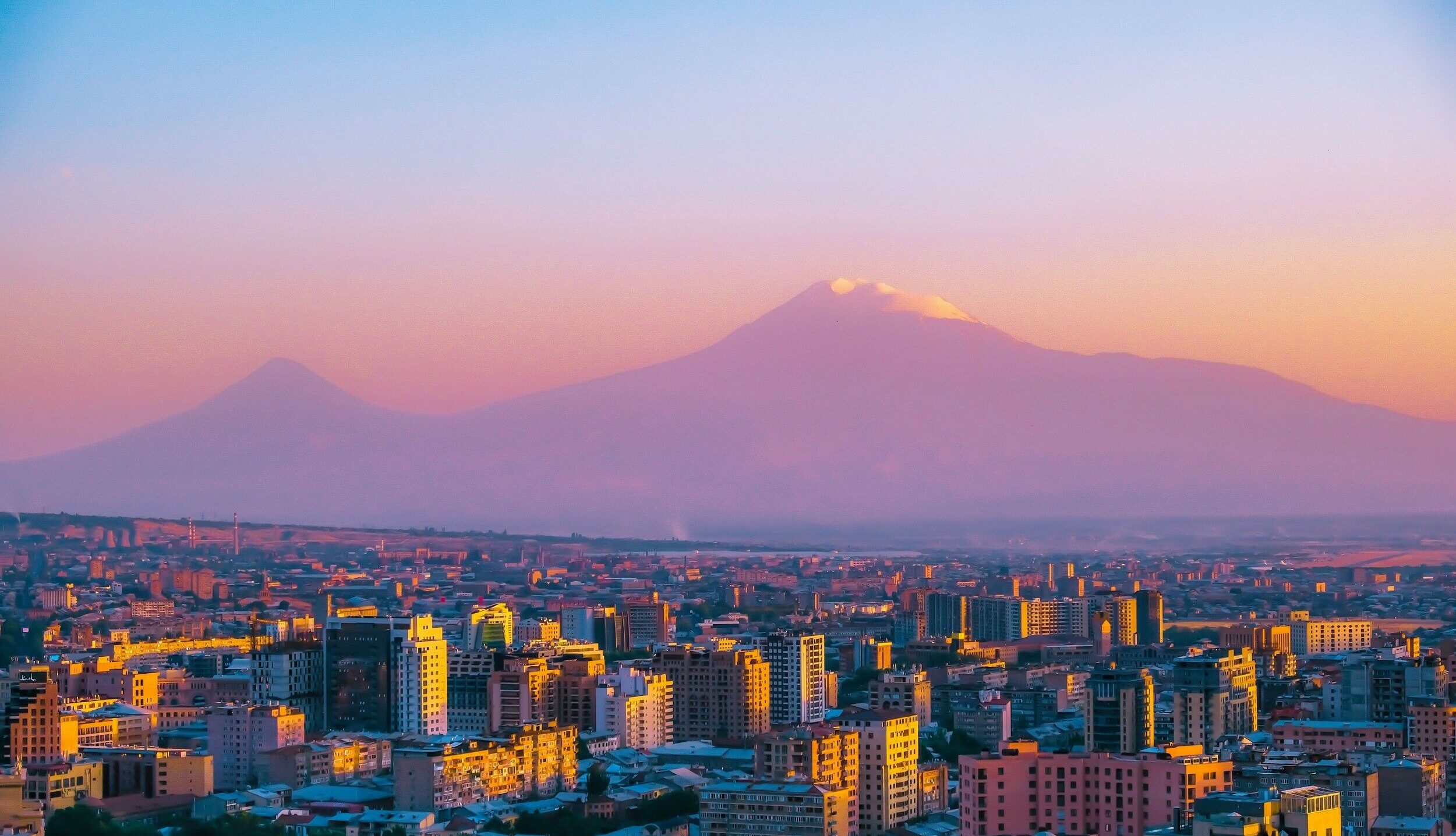 Discover Yerevan: Must-See Places in Armenia’s Vibrant Capital
